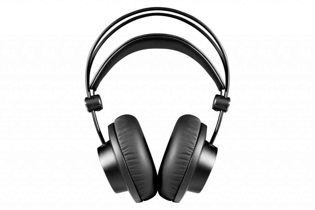 AKG K245 