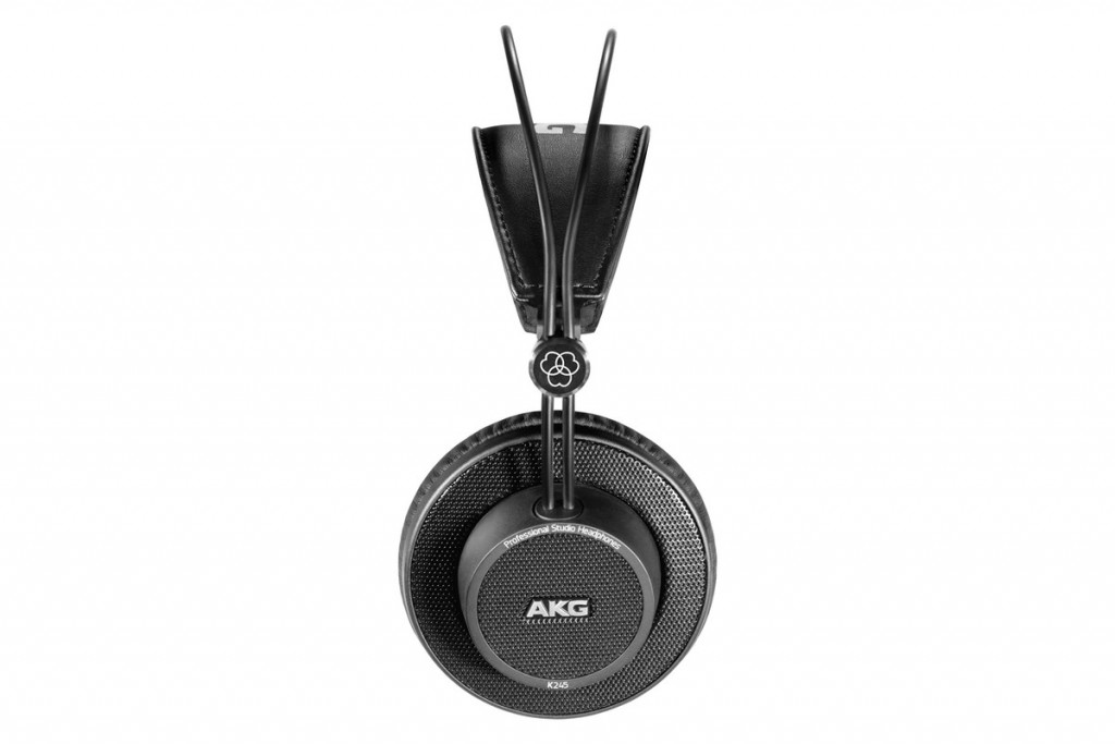 AKG K245 