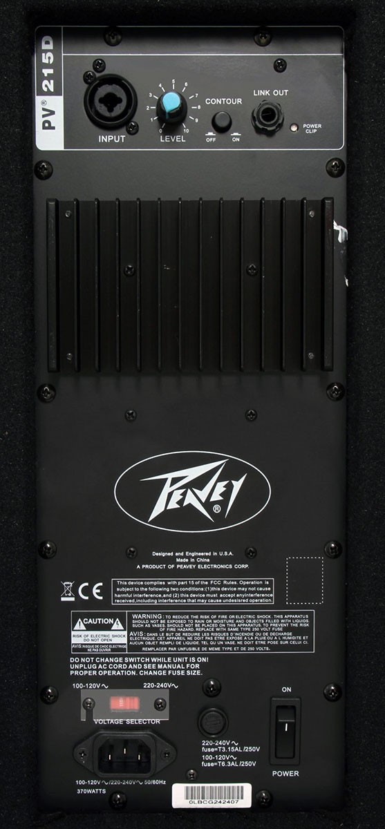 PEAVEY PV215D