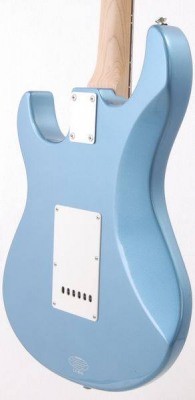 YAMAHA PACIFICA 112V (Sonic Blue)