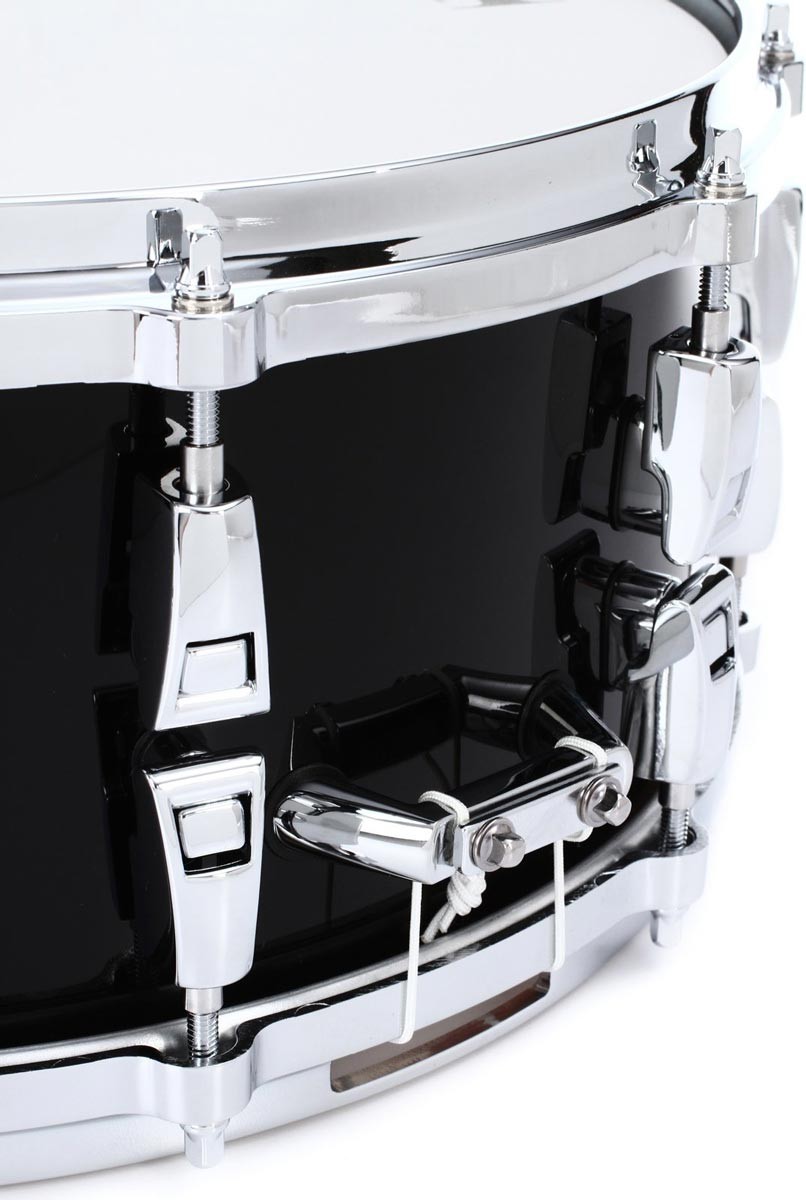 YAMAHA AMS1460 14" Absolute Hybrid Maple Snare 14" (Solid Black)