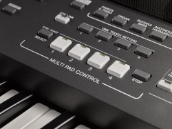 YAMAHA PSR-S670